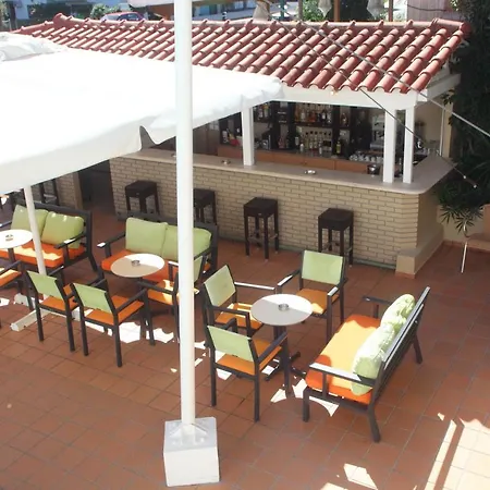 Hotel apartamentowy Vicky