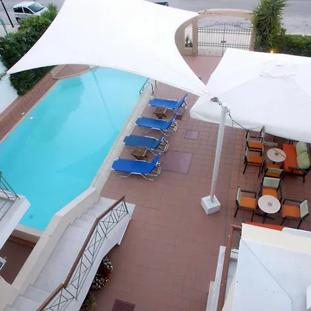 Hotel apartamentowy Vicky *
