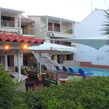 Vicky Hotel apartamentowy *