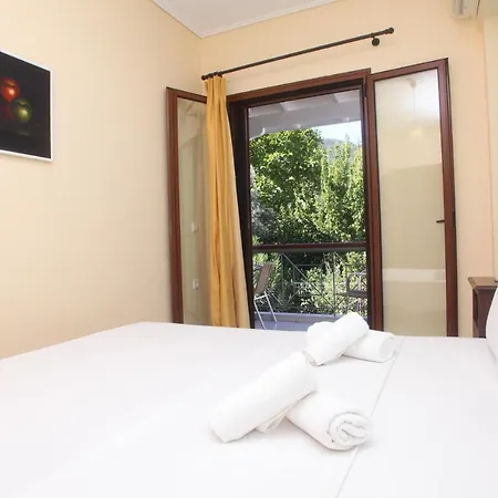 Aparthotel Vicky Nikiana